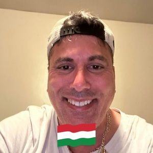 Meet your Posher, Seri